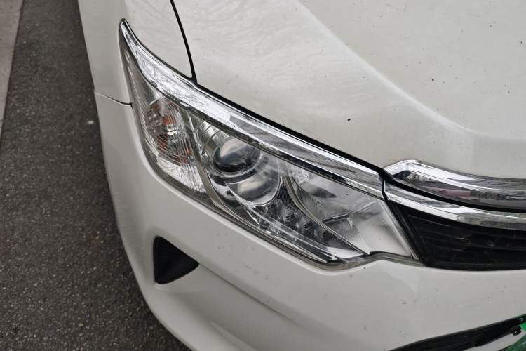 Used Toyota Camry 2015 2.0G Premier Edition Right Front Headlight