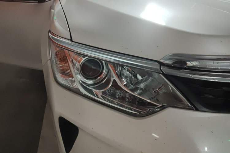 Used Toyota Camry 2015 Junrui 2.0S Activa Edition Right Front Headlight