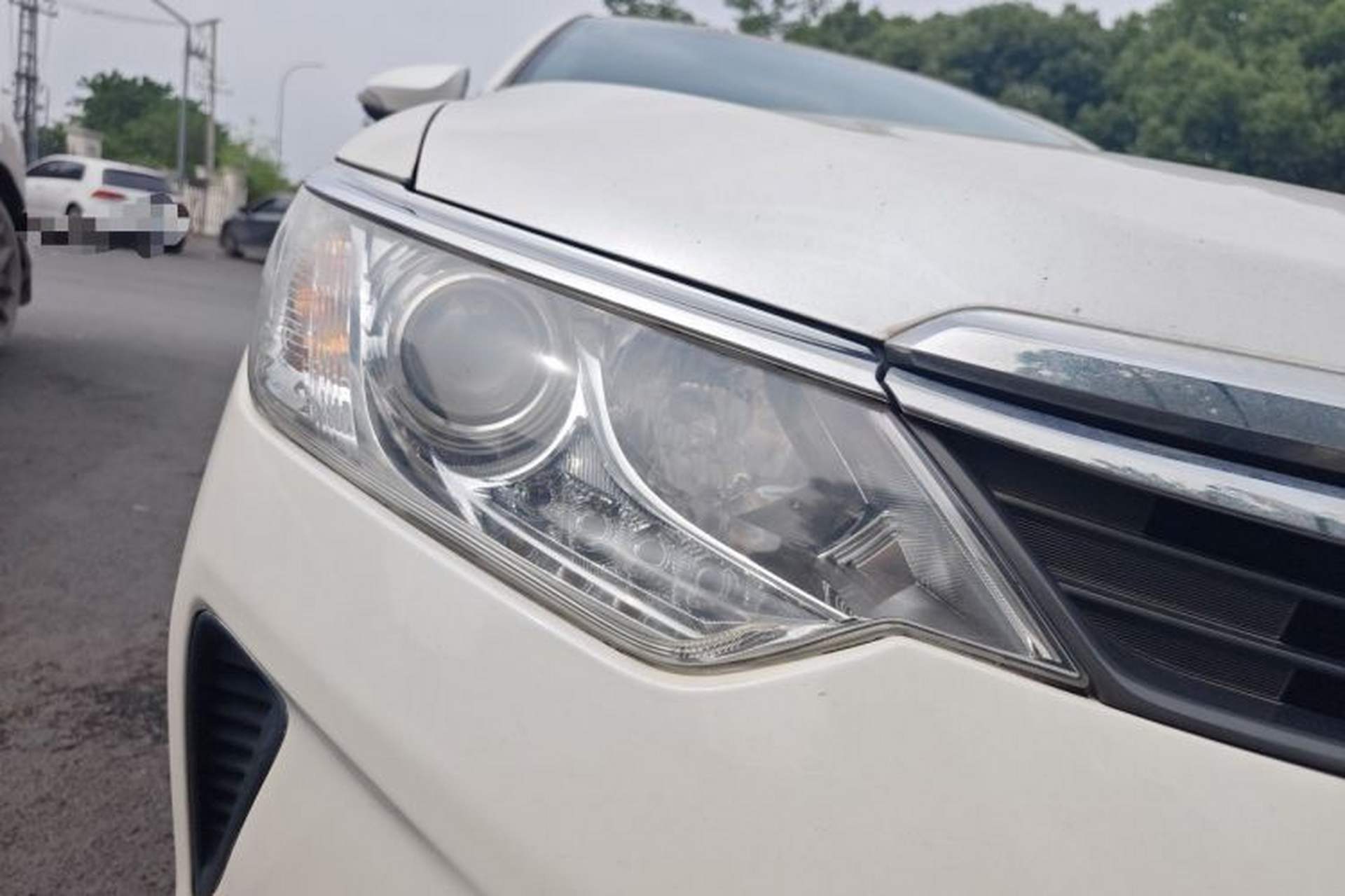 Used Toyota Camry 2015 2.0G Premier Edition Right Front Headlight