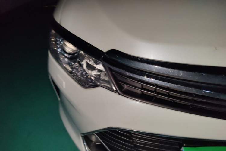 Used Toyota Camry 2015 Dual-Engine 2.5 HG Luxury Navigation Edition Right Front Headlight