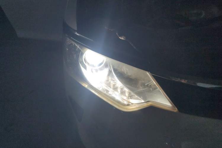Used Toyota Camry 2015 2.0G Premier Edition Right Front Headlight
