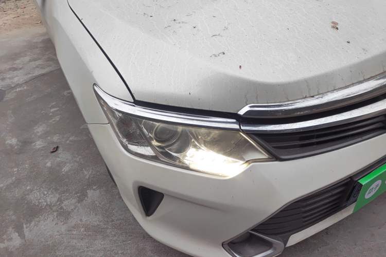 Used Toyota Camry 2015 2.0G Premier Edition Right Front Headlight