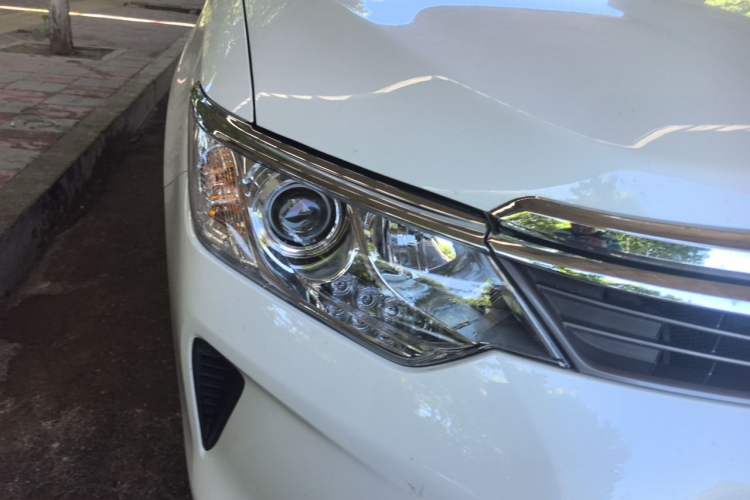 Used Toyota Camry 2015 2.0E Elite Edition Right Front Headlight