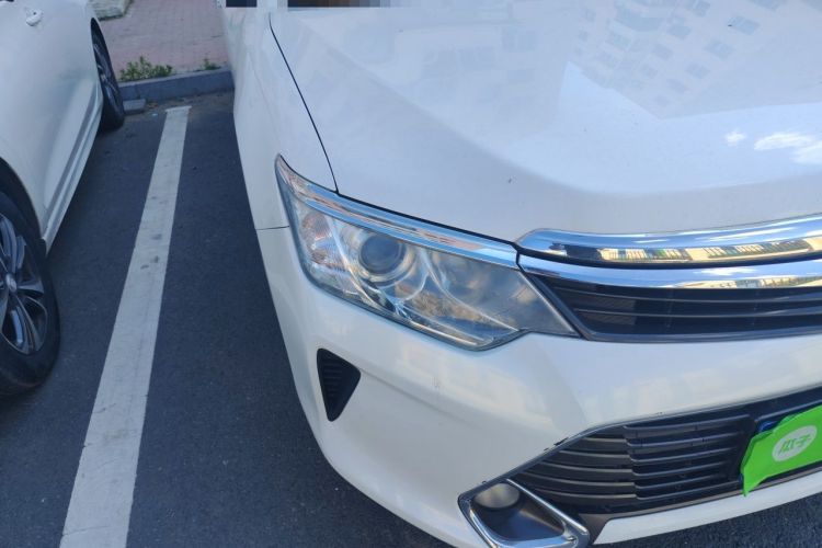 Used Toyota Camry 2015 2.0E Elite Edition Right Front Headlight