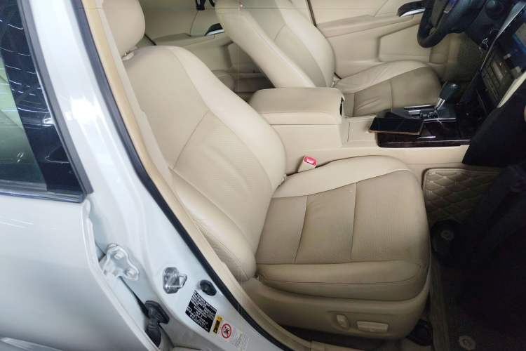 Used Toyota Camry 2015 2.0G Premier Edition Right Front Seat