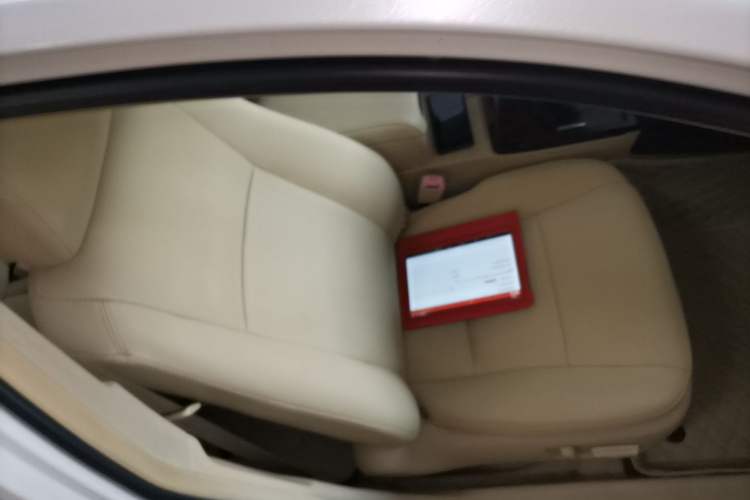 Used Toyota Camry 2015 2.0G Premier Edition Right Front Seat