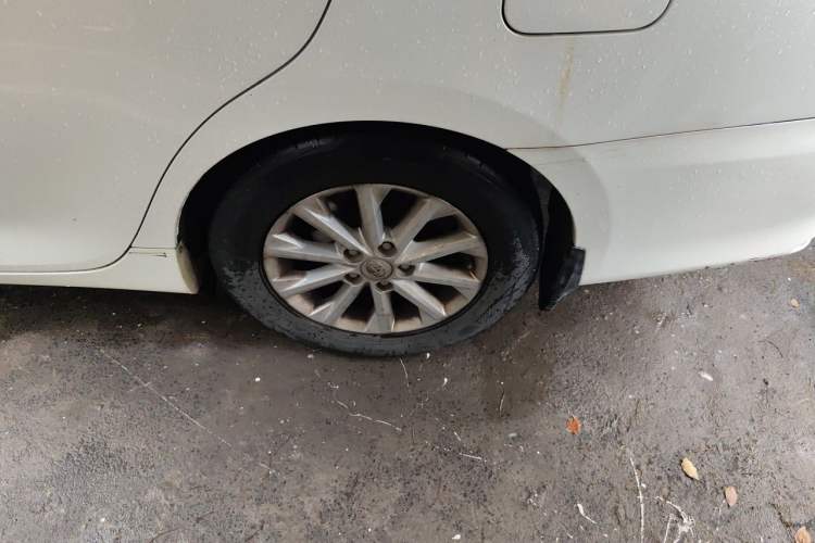 Used Toyota Camry 2015 2.0G Premier Edition Right Front Wheel Hub