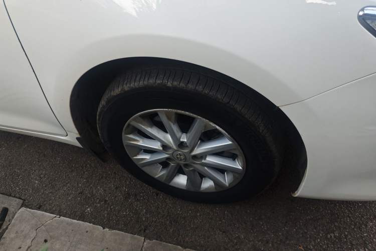 Used Toyota Camry 2015 2.0G Premier Edition Right Front Wheel Hub
