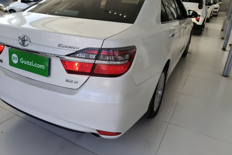 Used Toyota Camry 2015 2.5G Luxury Navigation Edition Right Rear Taillight