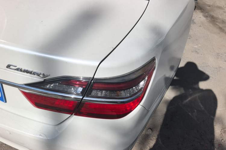 Used Toyota Camry 2015 2.0E Elite Edition Right Rear Taillight