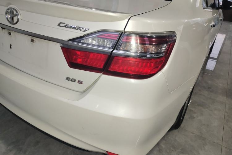 Used Toyota Camry 2015 Junrui 2.0S Activa Edition Right Rear Taillight