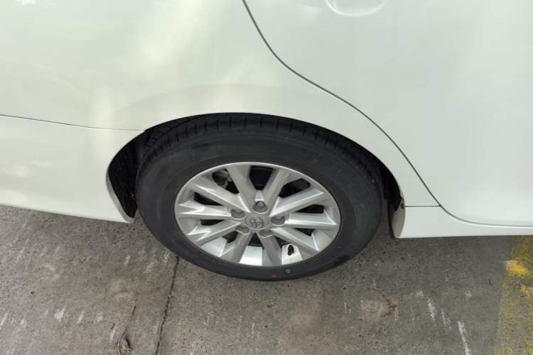 Used Toyota Camry 2015 2.0G Premier Edition Right Rear Wheel Hub
