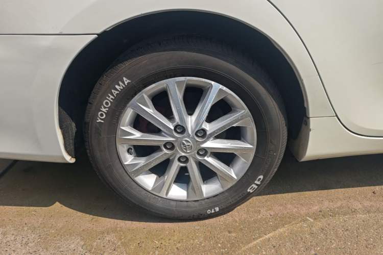 Used Toyota Camry 2015 2.0G Premier Edition Right Rear Wheel Hub