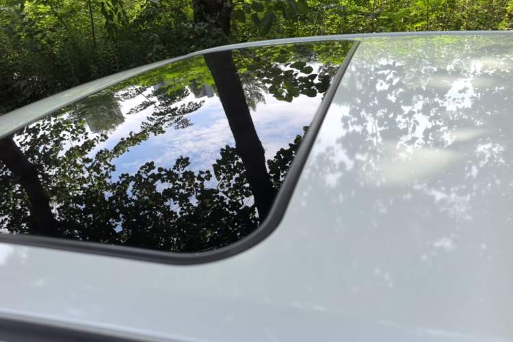 Used Toyota Camry 2015 2.0G Premier Edition Roof
