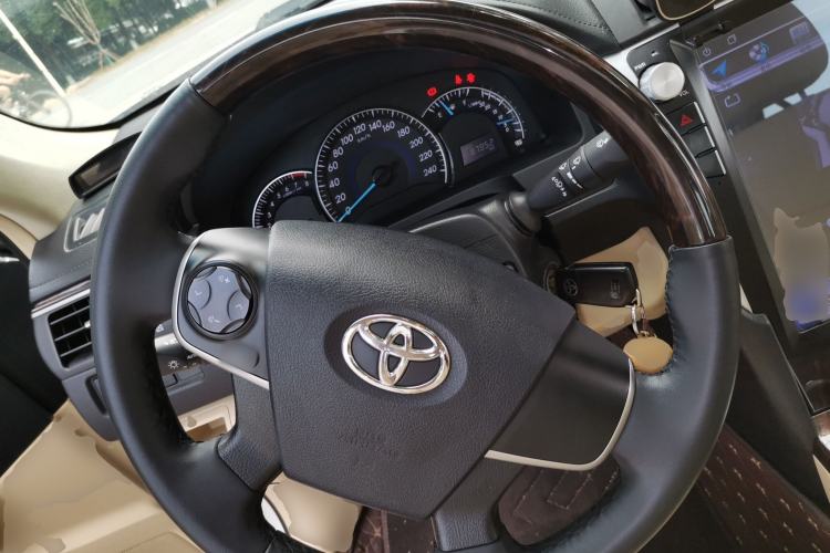 Used Toyota Camry 2015 2.0G Premier Edition Steering Wheel