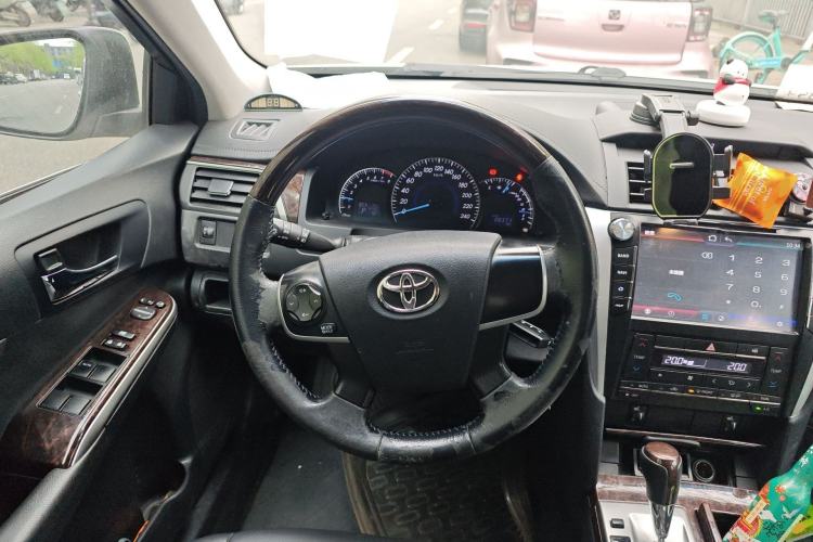 Used Toyota Camry 2015 2.0G Premier Edition Steering Wheel