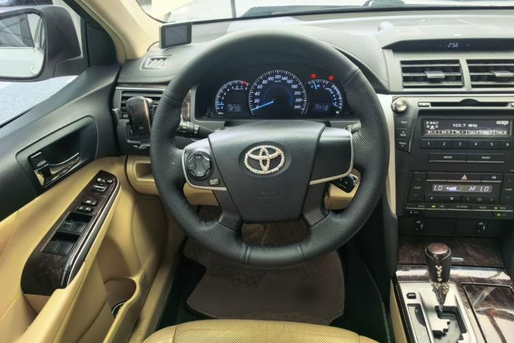 Used Toyota Camry 2015 2.0G Premier Edition Steering Wheel