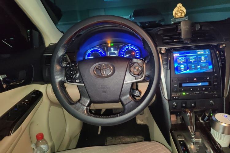 Used Toyota Camry 2015 Dual-Engine 2.5 HG Luxury Navigation Edition Steering Wheel