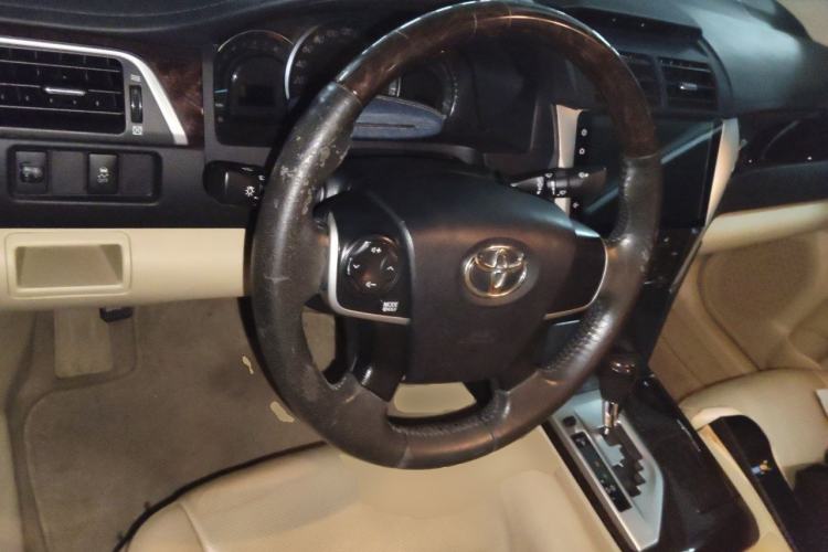 Used Toyota Camry 2015 2.0G Premier Edition Steering Wheel