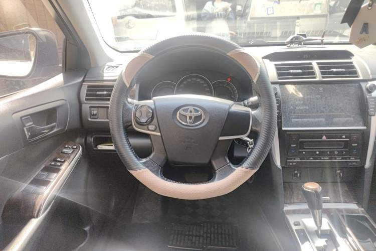 Used Toyota Camry 2015 2.0G Premier Edition Steering Wheel