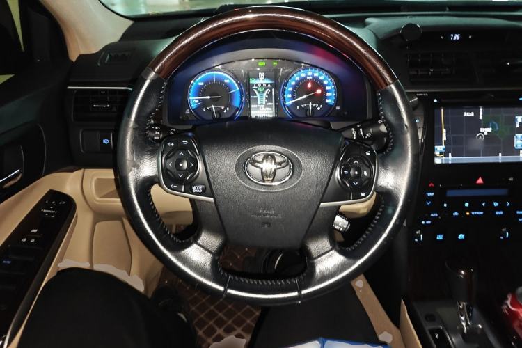 Used Toyota Camry 2015 Dual-Engine 2.5 HG Luxury Navigation Edition Steering Wheel