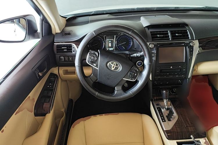Used Toyota Camry 2015 Dual-Engine 2.5 HG Luxury Navigation Edition Steering Wheel
