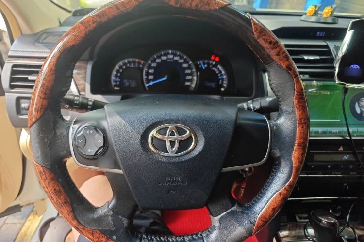 Used Toyota Camry 2015 2.0G Premier Edition Steering Wheel