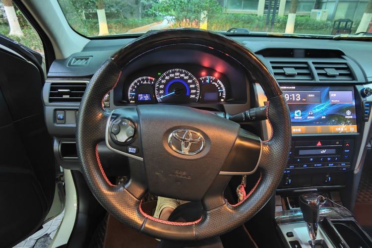 Used Toyota Camry 2015 2.0G Premier Edition Steering Wheel