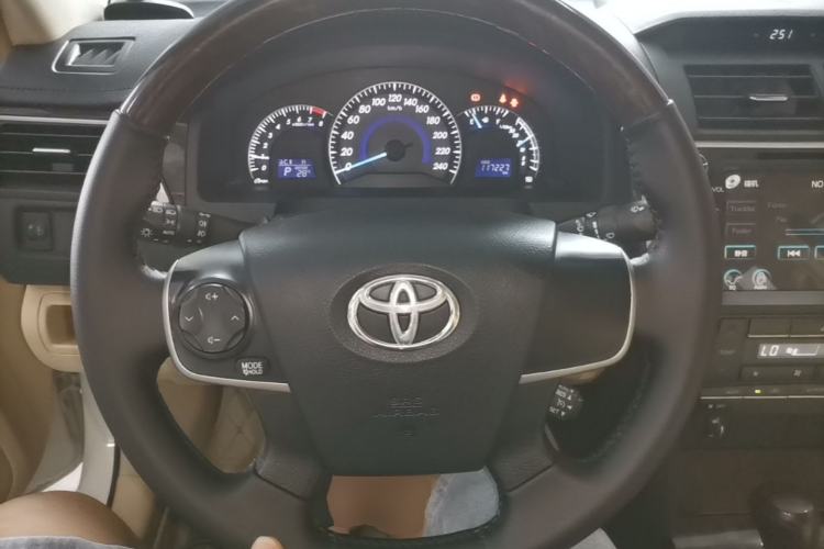 Used Toyota Camry 2015 2.0G Premier Edition Steering Wheel