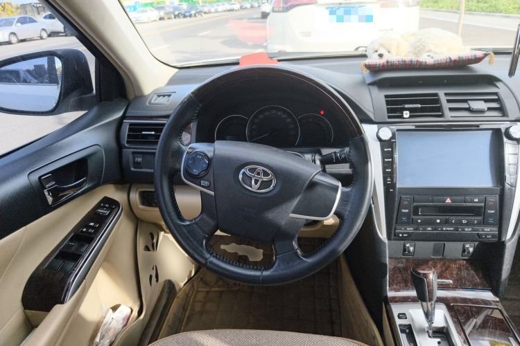 Used Toyota Camry 2015 2.0G Premier Edition Steering Wheel