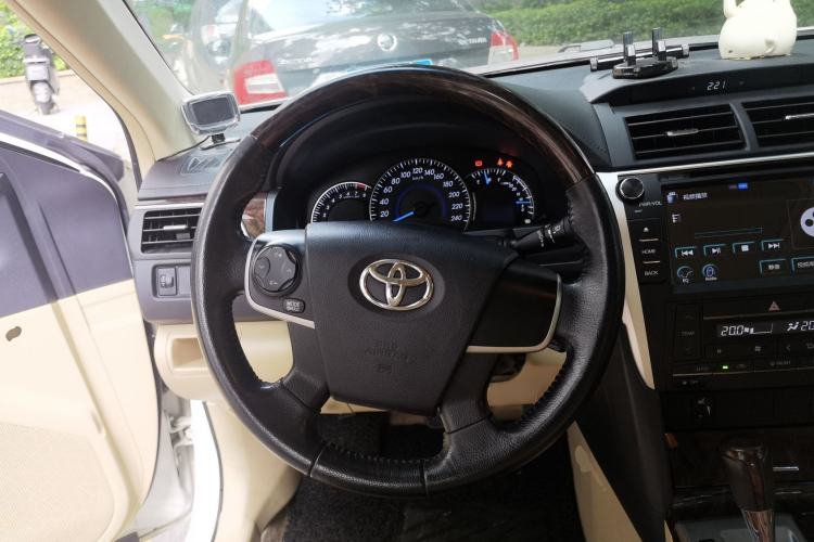 Used Toyota Camry 2015 2.0G Premier Edition Steering Wheel