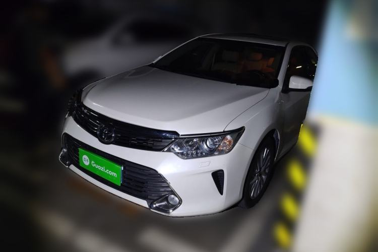 Used Toyota Camry 2015 2.5G Luxury Navigation Edition Guazi used car, China used car export, Used car for sale, Used  cars, Cheapest cars for sale