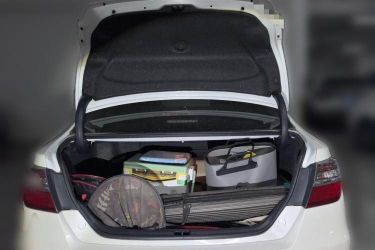 Used Toyota Camry 2015 2.0G Premier Edition Trunk