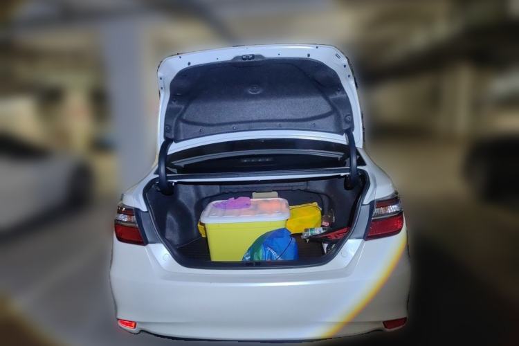 Used Toyota Camry 2015 2.0E Elite Edition Trunk