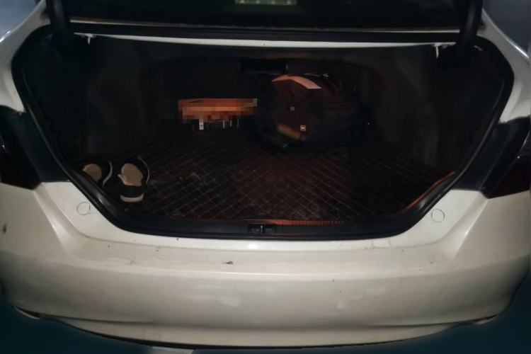 Used Toyota Camry 2015 2.0G Premier Edition Trunk