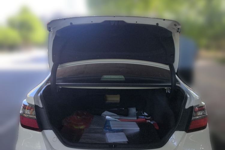 Used Toyota Camry 2015 2.0E Elite Edition Trunk