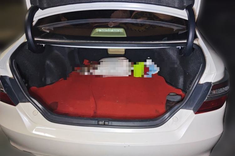 Used Toyota Camry 2015 2.0E Elite Edition Trunk