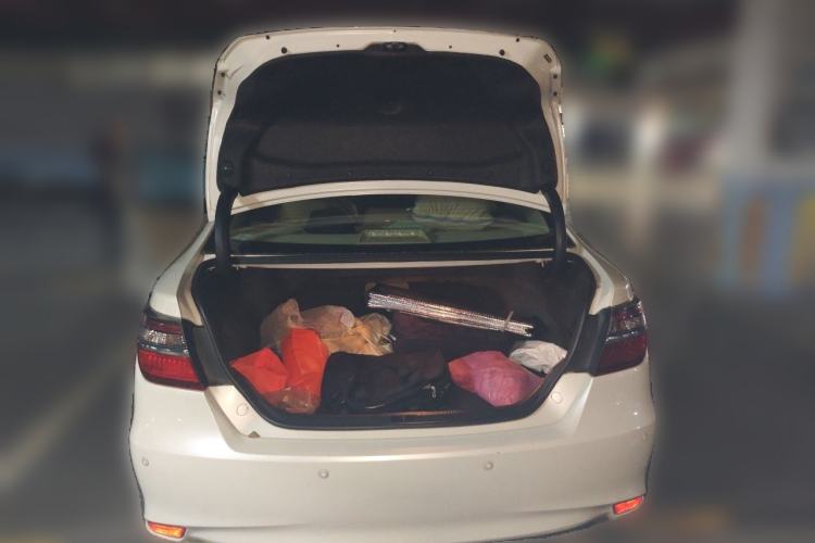 Used Toyota Camry 2015 2.0G Premier Edition Trunk