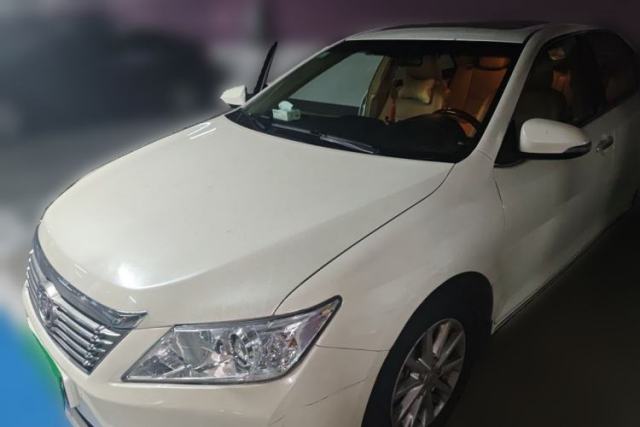 Toyota Camry 2015 2.5G Luxury Navigation Edition مستعملة