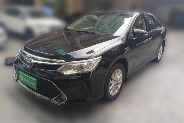 Ojetý Toyota Camry 2016 Dual-Engine 2.5 HG 10th Anniversary Deluxe Navigation Edition
