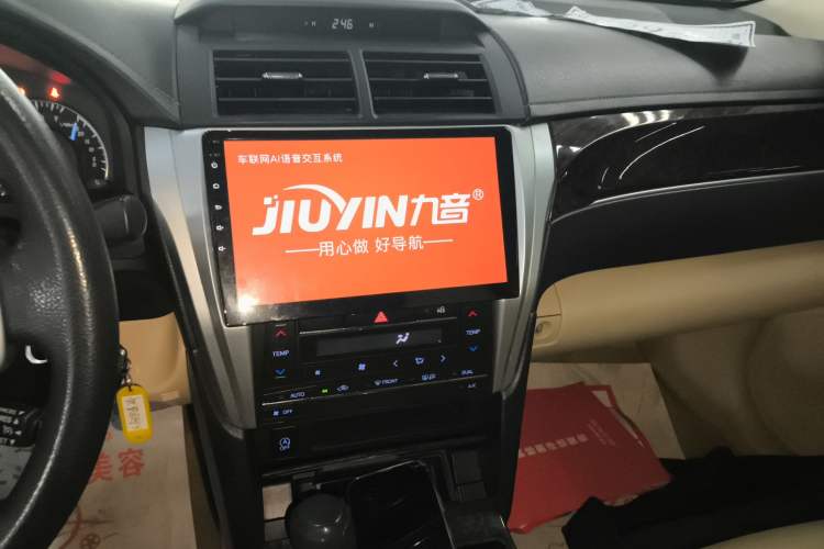 Used Toyota Camry 2016 2.0E 10th Anniversary Elite Edition Audio And AC Panel