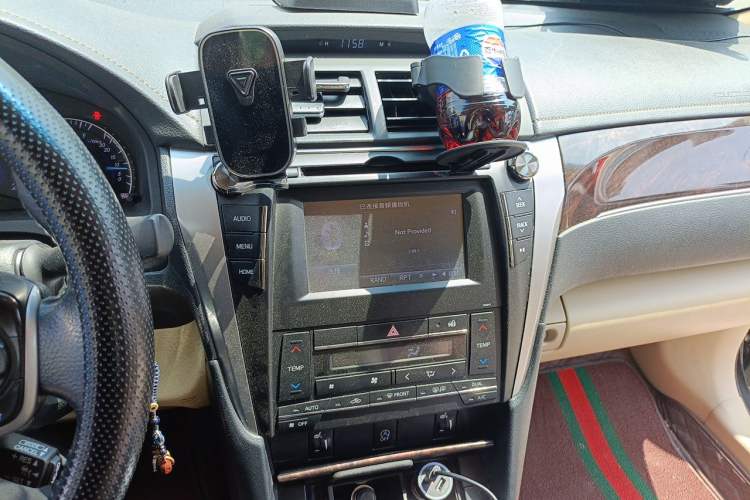 Used Toyota Camry 2016 2.0G 10th Anniversary Leading Edition Audio And AC Panel