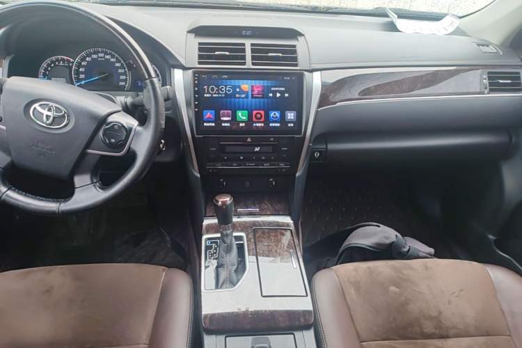 Used Toyota Camry 2016 2.0G 10th Anniversary Luxury Edition Audio And AC Panel