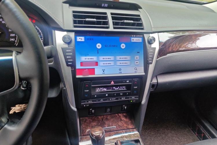 Used Toyota Camry 2016 2.0G 10th Anniversary Leading Edition Audio And AC Panel