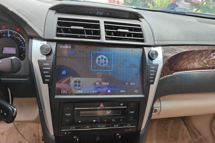 Used Toyota Camry 2016 2.0G 10th Anniversary Leading Edition Audio And AC Panel