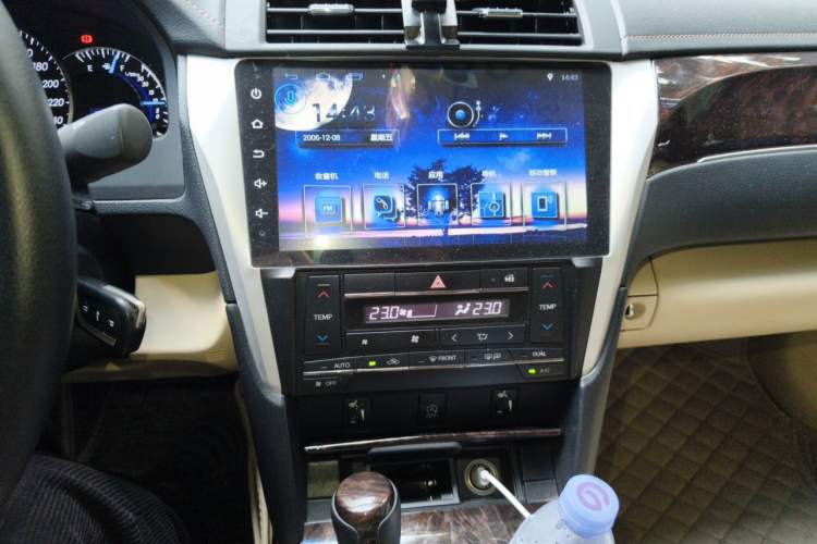 Used Toyota Camry 2016 2.0G 10th Anniversary Leading Edition Audio And AC Panel