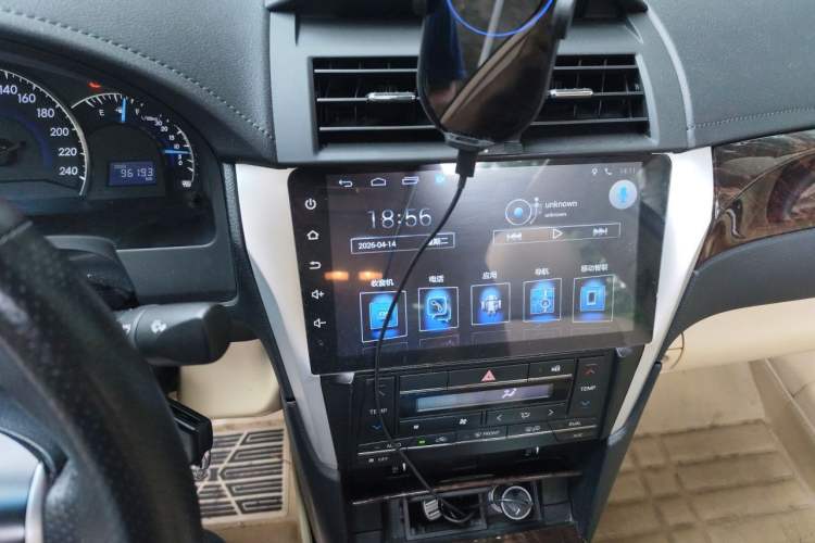 Used Toyota Camry 2016 2.0G 10th Anniversary Leading Edition Audio And AC Panel