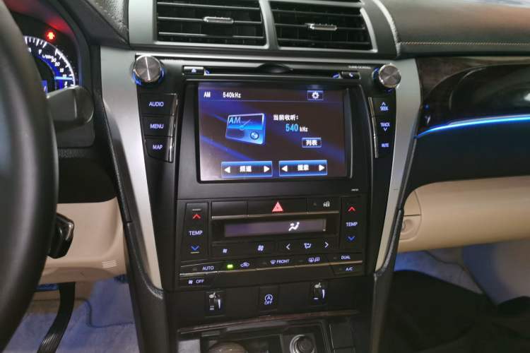 Used Toyota Camry 2016 2.0G 10th Anniversary Leading Edition Audio And AC Panel