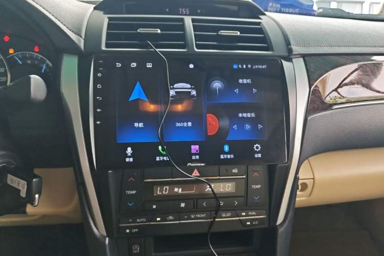 Used Toyota Camry 2016 2.0E 10th Anniversary Elite Edition Audio And AC Panel