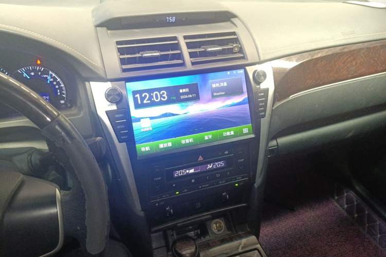 Used Toyota Camry 2016 2.0G 10th Anniversary Leading Edition Audio And AC Panel